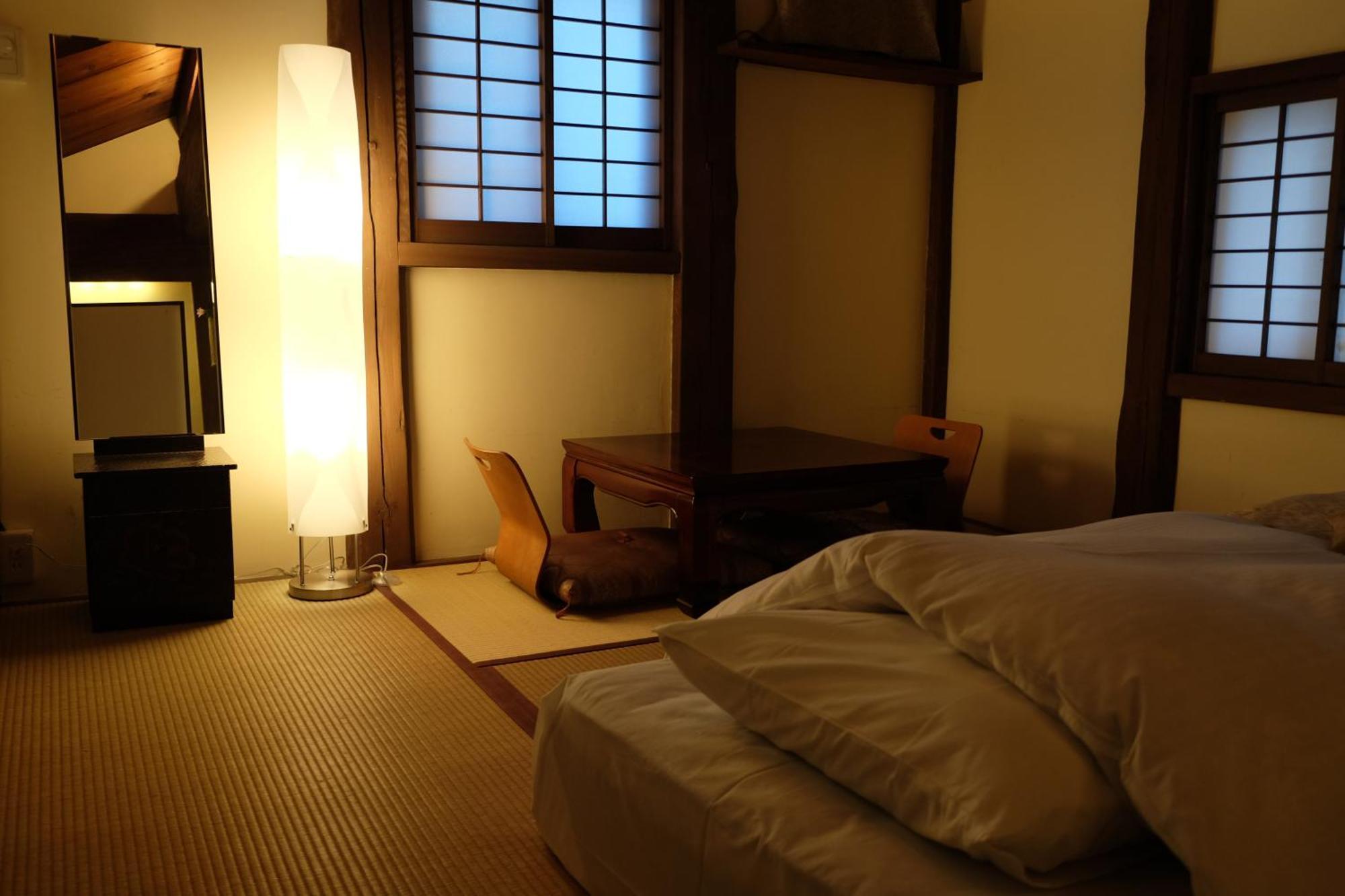Toshiharu Ryokan Kyoto Luaran gambar